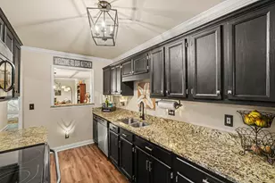 5342 Country Club Ln, Burlington, KY 41005 - Photo 10