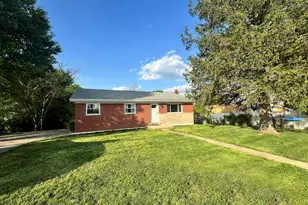 210 Cottonwood Dr, Dry Ridge, KY 41035 - Photo 1