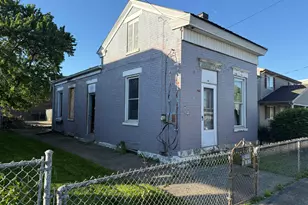418 W 8th St, Newport, KY 41071 - Photo 2