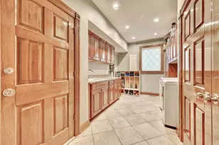 906 Squire Hill Ct, Crescent Springs, KY 41017 - Photo 14
