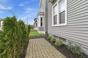 209 E 15th St, Covington, KY 41011 - Photo 2