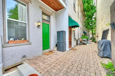18 W 8th Street, Newport, KY 41071 - Photo 8