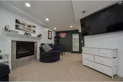 2068 Lakelyn Court, Crescent Springs, KY 41017 - Photo 34