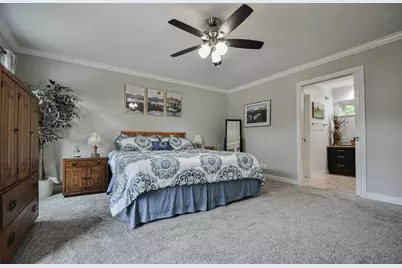 2068 Lakelyn Court, Crescent Springs, KY 41017 - Photo 20