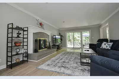 2068 Lakelyn Court, Crescent Springs, KY 41017 - Photo 6