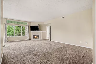 1505 Atlanta Court #201, Florence, KY 41042 - Photo 6