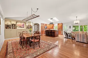 802 Grace Dr, Florence, KY 41042 - Photo 4