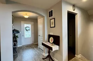 14086 Bridlegate Dr, Union, KY 41091 - Photo 12