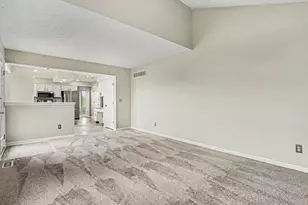 2 Sassafrass Ln, Florence, KY 41042 - Photo 6