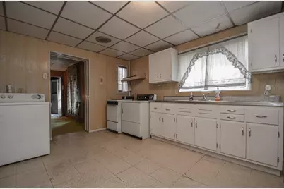 223 E 18th Street, Covington, KY 41014 - Photo 8