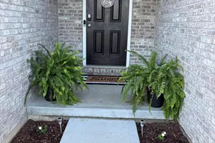 127 Keeneland Dr, Williamstown, KY 41097 - Photo 2