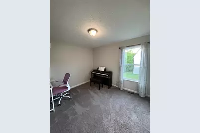 127 Keeneland Drive, Williamstown, KY 41097 - Photo 8