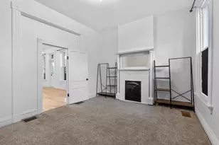 236 W 9th St, Newport, KY 41071 - Photo 8