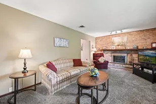 223 Surfwood Dr, Florence, KY 41042 - Photo 4