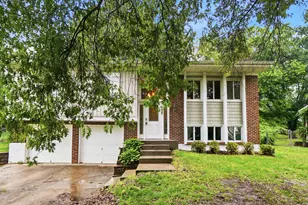 1071 Clubhouse Dr, Independence, KY 41051 - Photo 2
