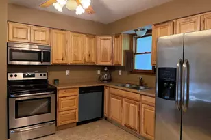 8584 E Main St, Alexandria, KY 41001 - Photo 2