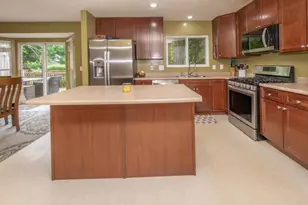 7025 Running Fox Ct, Florence, KY 41042 - Photo 2