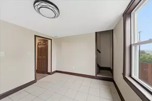221 W 13th St, Newport, KY 41071 - Photo 14