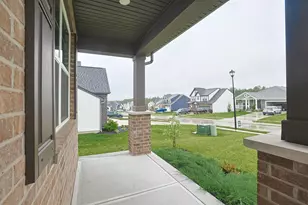 400 Champagne Ln, Walton, KY 41094 - Photo 1