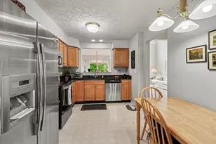 75 Wellington Dr, Florence, KY 41042 - Photo 6