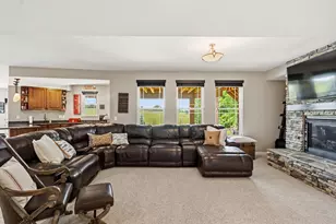 15220 Carli Ct, Crittenden, KY 41030 - Photo 36