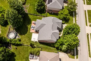 1111 Bayswater Dr, Union, KY 41091 - Photo 2