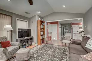 1390 Vidot Ct, Covington, KY 41011 - Photo 10