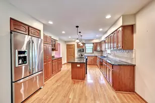 1032 Woodway Dr, Villa Hills, KY 41017 - Photo 8