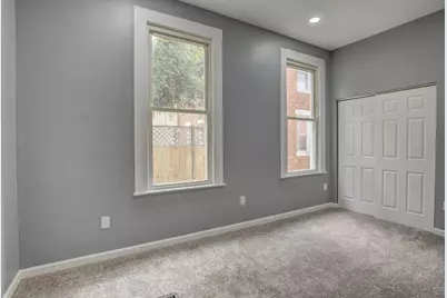 111 W 10th Street, Newport, KY 41071 - Photo 20