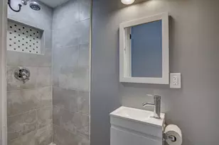 111 W 10th St, Newport, KY 41071 - Photo 14