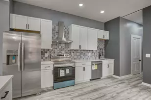 111 W 10th St, Newport, KY 41071 - Photo 8
