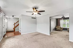 1023 Meadowbrook Ct, Hebron, KY 41048 - Photo 4