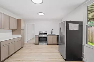 215 W 7th St, Newport, KY 41071 - Photo 10
