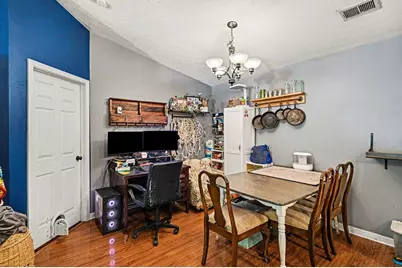 490 Lakeview Drive #205, Newport, KY 41071 - Photo 6