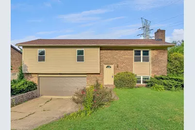 755 Meadow Wood Drive, Villa Hills, KY 41017 - Photo 2