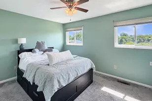 755 Meadow Wood Dr, Villa Hills, KY 41017 - Photo 10