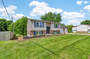 3017 Redstone Dr, Burlington, KY 41005 - Photo 2