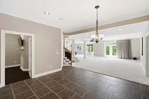 9 Queens View Ln, Newport, KY 41076 - Photo 36