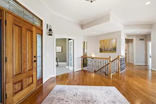 9 Queens View Ln, Newport, KY 41076 - Photo 8