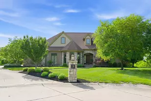 9 Queens View Ln, Newport, KY 41076 - Photo 2