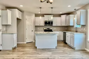 6127 Vintage Fleet Ln, Union, KY 41091 - Photo 2