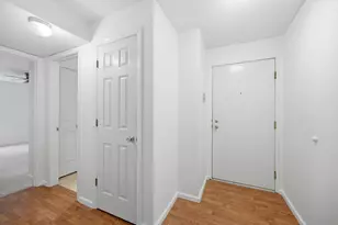 33 Highland Meadows Cir, Highland Heights, KY 41076 - Photo 4