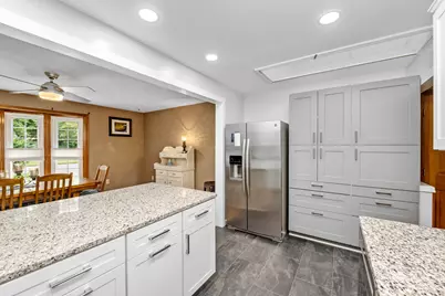 303 Center Park Drive, Florence, KY 41042 - Photo 2
