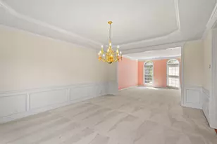 949 Appleblossom Dr, Villa Hills, KY 41017 - Photo 8