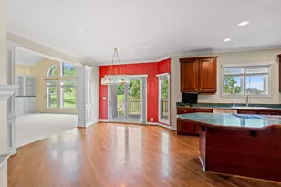 949 Appleblossom Dr, Villa Hills, KY 41017 - Photo 10