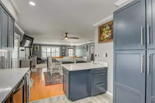 738 Meadow Wood Dr, Villa Hills, KY 41017 - Photo 10