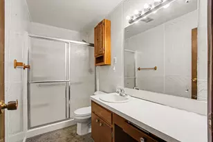 106 Joann Dr, Florence, KY 41042 - Photo 16