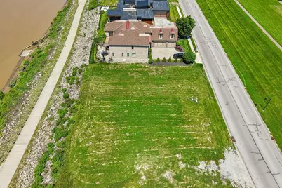 421 Manhattan Boulevard, Dayton, KY 41074 - Photo 2