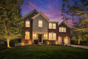 8640 Treeline Dr, Florence, KY 41042 - Photo 1