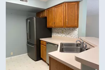 2120 Castlebar Court #202, Crescent Springs, KY 41017 - Photo 14